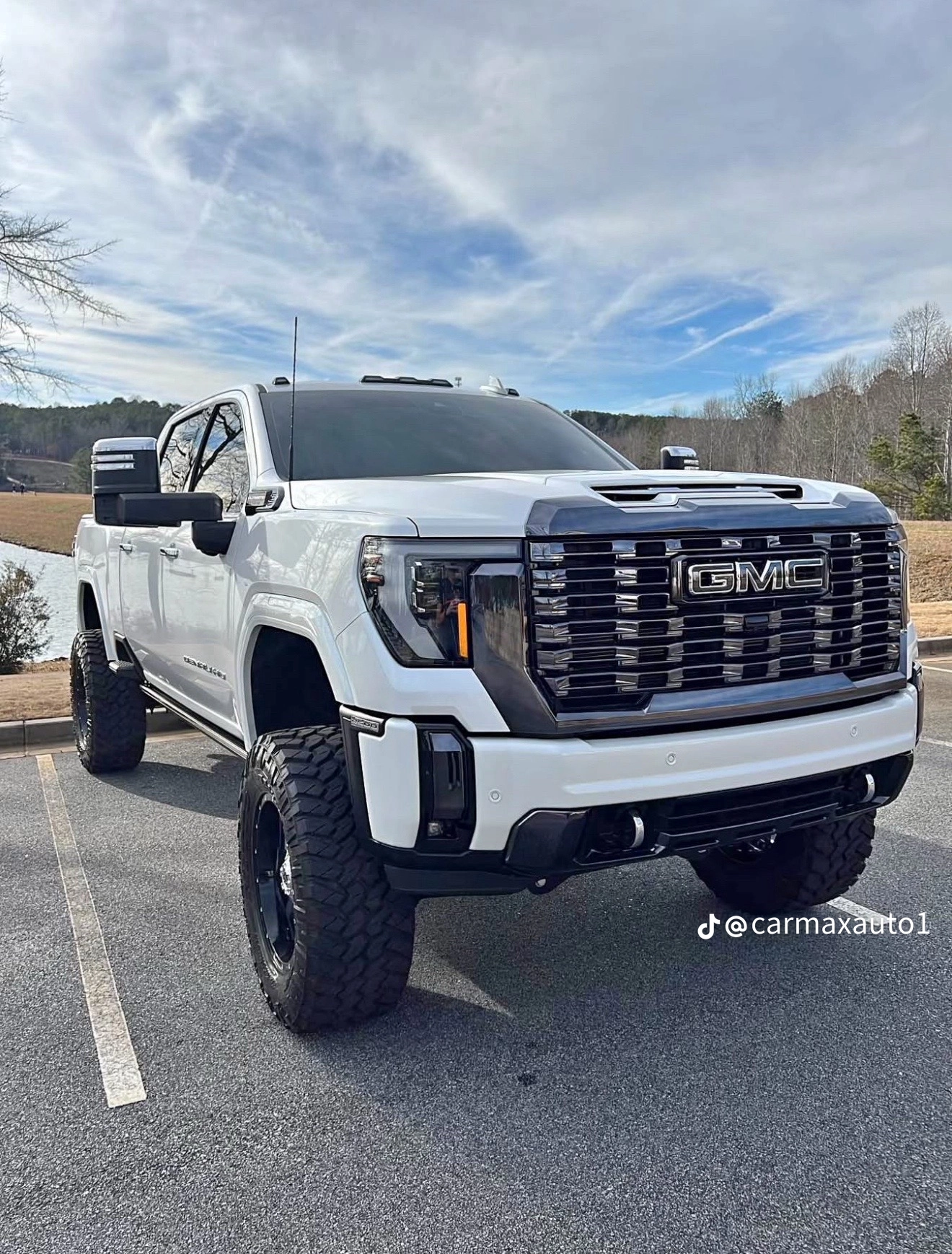 2024 GMC Sierra 2500HD Denali Ultimate Crew Cab